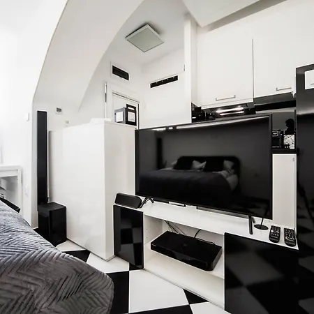 Appartement Black And White