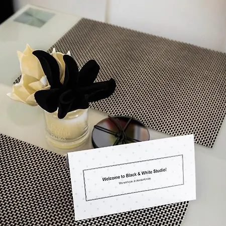 Appartement Black And White *