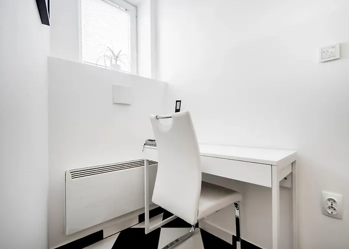 Apartmán Black And White