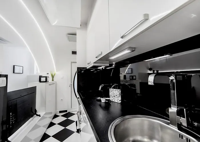 Apartmán Black And White *