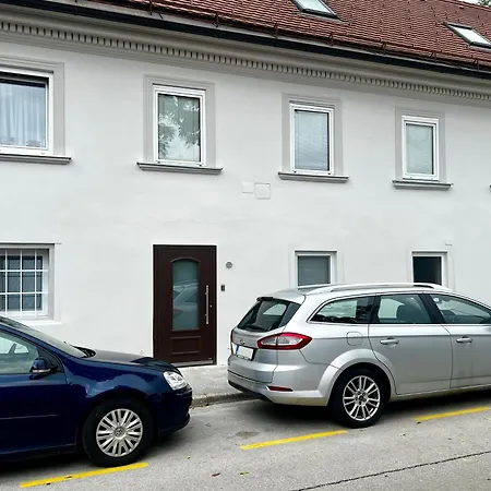 דירה Black And White לובליאנה